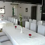 Vivian Villa Estetino